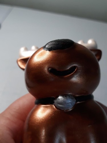Adorable Handmade Hand Painted Resin Happy Christmas Moose - Picture 8 of 8