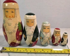 Vintage Santa Claus Russian Nesting Dolls Set of 5 Winter Christmas Z1