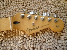 Fender Player Stratocaster Strat Neck Tuners Maple Fretboard 22 Fret Excellent!