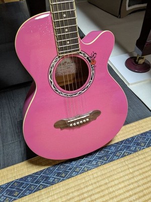 Gypsy Rose Pink Acoustic Guitar with Soft Case and Strap Japan