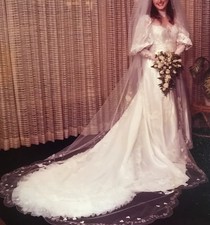 Vintage White WEDDING GOWN/DRESS With Trailing Fine Lace VEIL Victorian Style