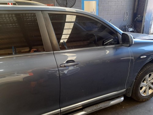TOYOTA KLUGER LEFT GUARD GSU40-GSU45, 07/10-02/14 - Picture 10 of 12