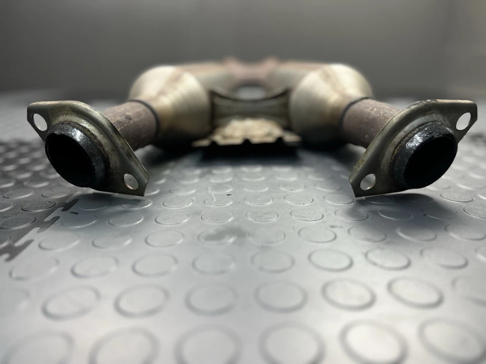 LEXUS GS350 2013-2015 ESCAPE TUBO MEDIO RESONADOR MONTAJE OEM Foto 4 de 4