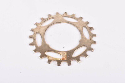 NOS Shimano Dura-Ace #1242220 golden Cog with 22 teeth from the 1970s - 80s