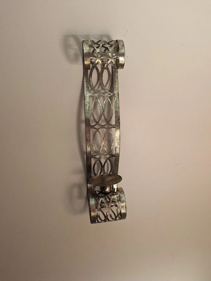 Candelabro de pilar aplique de pared pergamino metal oro antiguo 25" Foto 2 de 4
