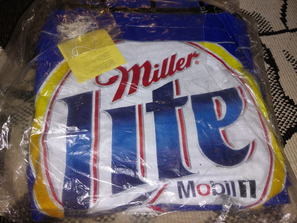 Coche inflable de carreras NASCAR oxidado Wallace #2 Miller Lite Penske Foto 4 de 4