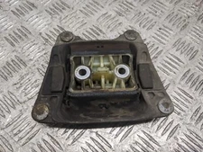 AUDI A6 2.0 TDI 5 DOOR SALOON 2007 BRE;BLB GEARBOX MOUNT - LOWER 