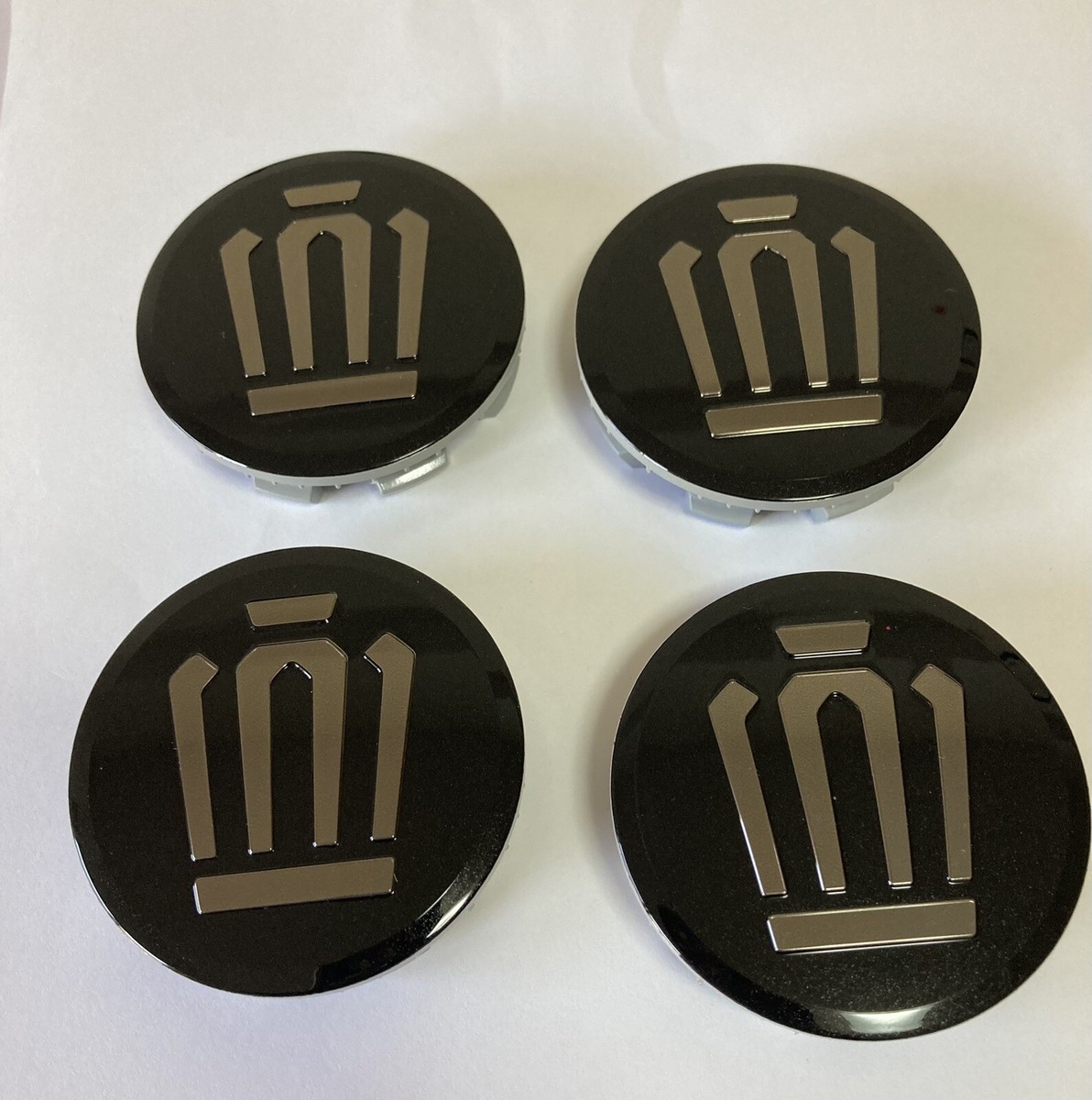 Toyota OEM 42603-30690 Crown Wheel Center Cap Badge 62mm Emblem