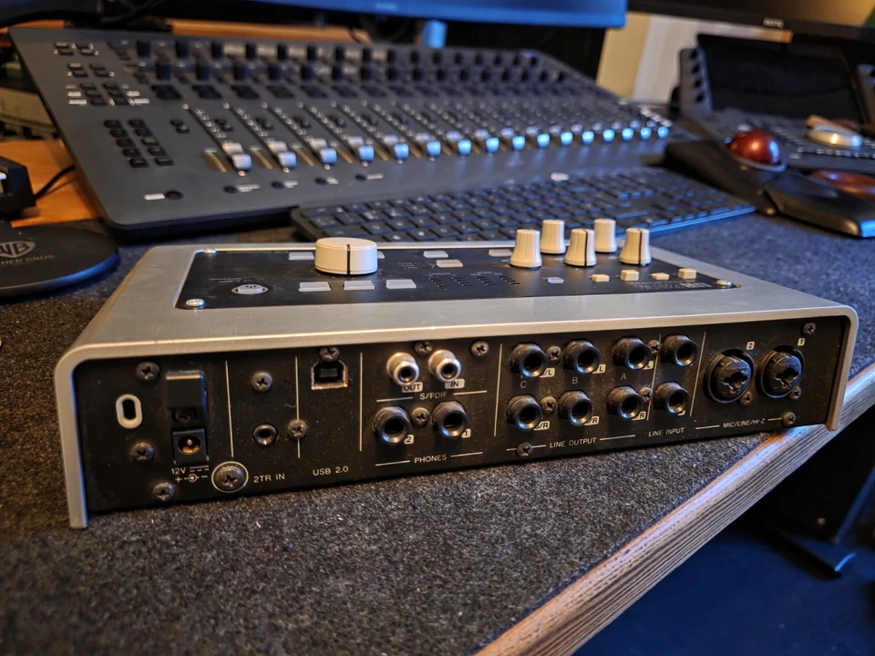 Steinberg UR28M USB Audio Interface Multichannel Surround Sound Capable - Image 2 of 2