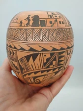 RARE Vintage Hopi Pottery Polychrome, Sandra Dewangyumptewa 4.5" x 4.5"