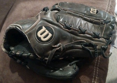 Wilson  A1915 Pro-Stock DFS Dial Fit(Broken) Baseball Brown Glove RHT 