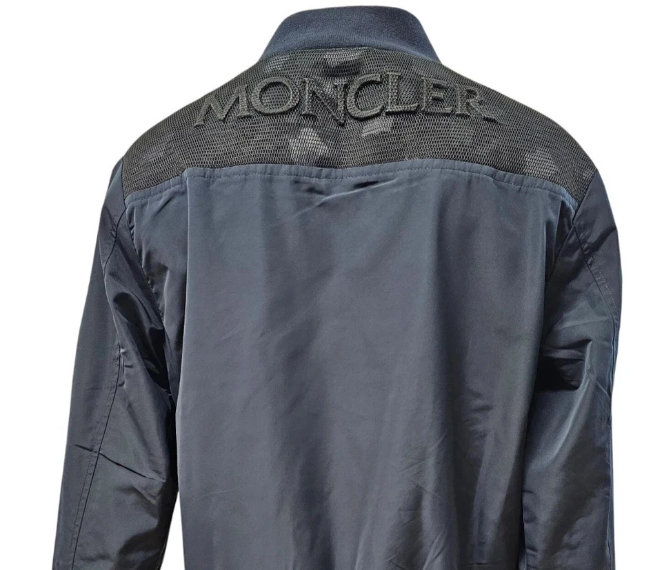 Chaqueta cortavientos para hombre Moncler Signature ZIp azul marino chaqueta de bombardero Foto 3 de 4