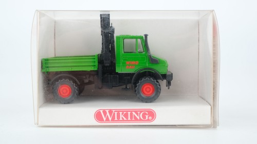 Wiking H0 6470127 Unimog con grúa de carga WIMO BAU verde | Condition: Gebraucht
