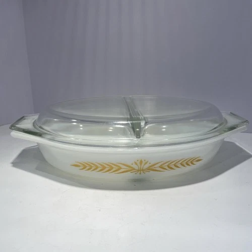 Vintage Pyrex 1960's Royal Wheat Divided Oval 1.5 Qt Casserole Dish w/ Lid