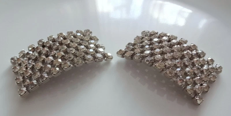 Hebillas clips para zapatos vintage de diamantes de imitación transparentes tono plata Foto 3 de 4