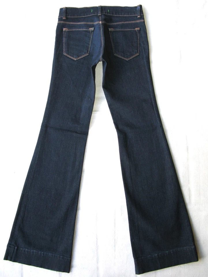 Pantalones de mezclilla marca J niñas tiro medio acampanados azul oscuro + elásticos niñas/jóvenes talla 14 L32,25 Foto 3 de 4