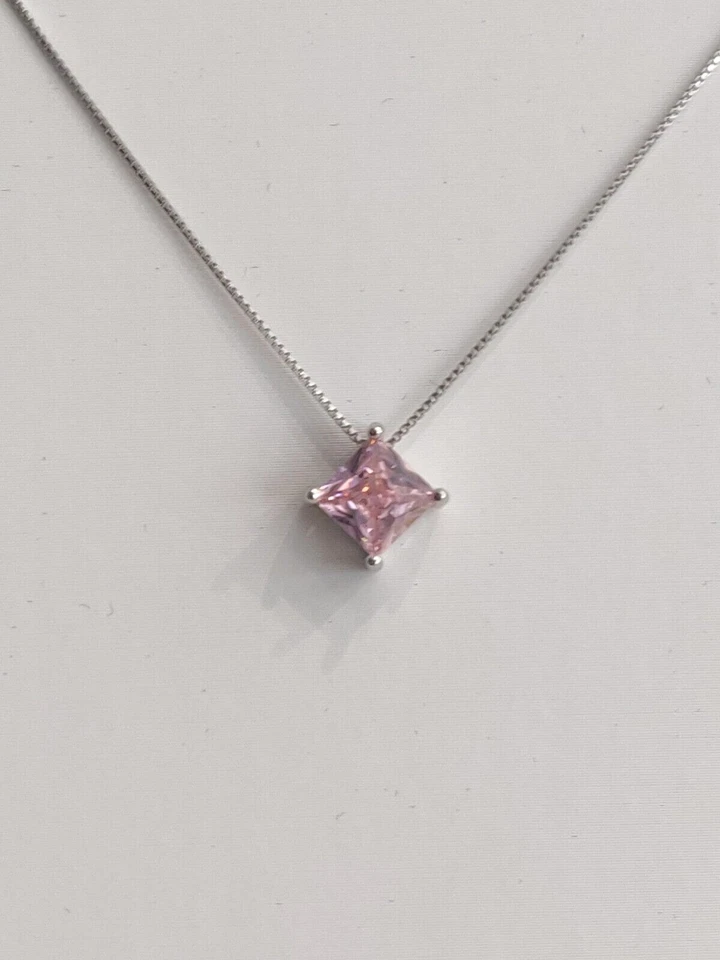 BIZZANELLI Collana punto luce in argento 925 con zircone A++++ taglio quadrato rosa