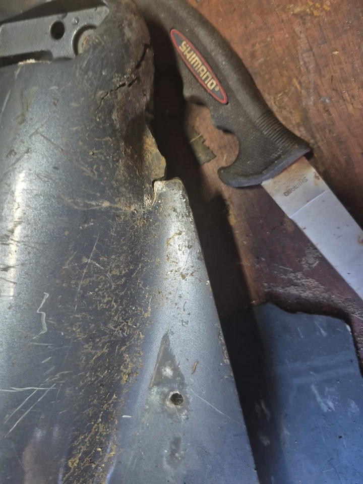 Yamaha 250 Hp Four Stroke Parts Lower Unit - Image 4 of 4