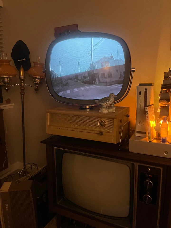 1959 Philco Predicta “Holiday” PARTIALLY RESTORED - Image 3 of 3