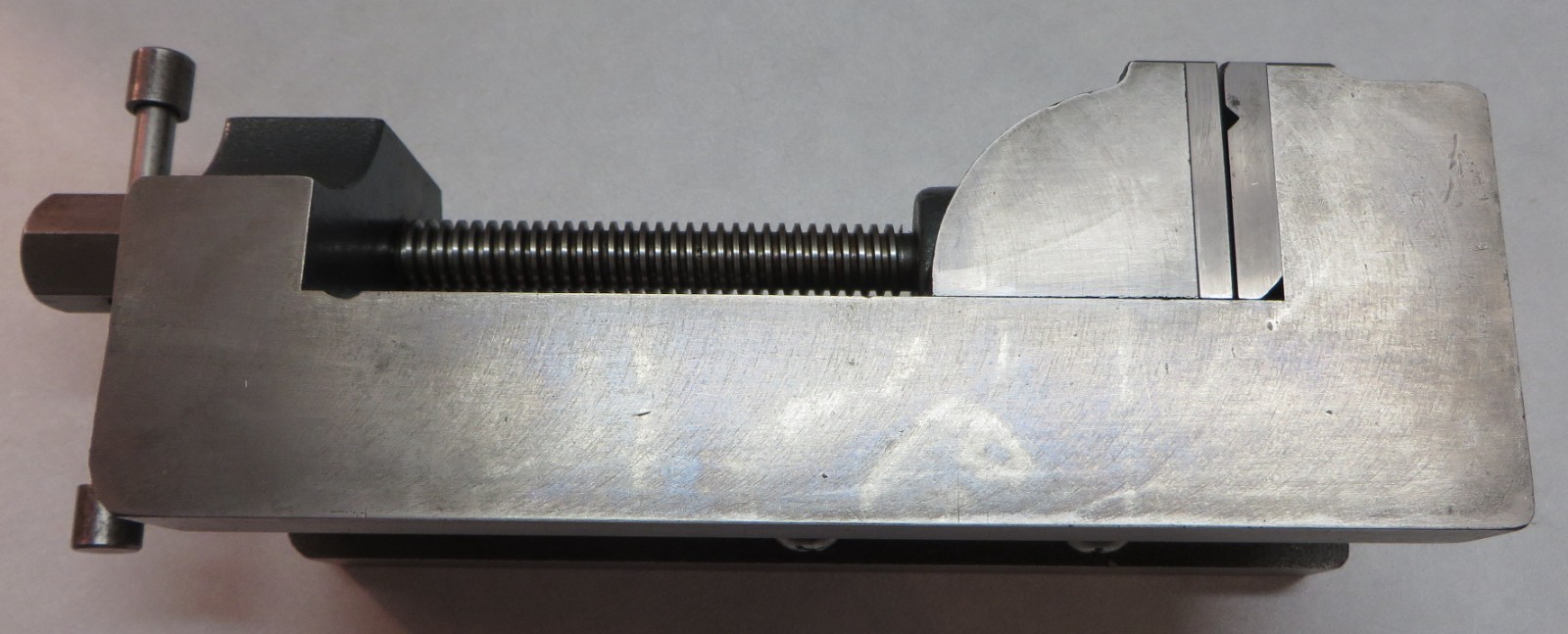 PALMGREN 4" DRILL PRESS VISE, VERY CLEAN, USED, 4  1/16" OPENING.