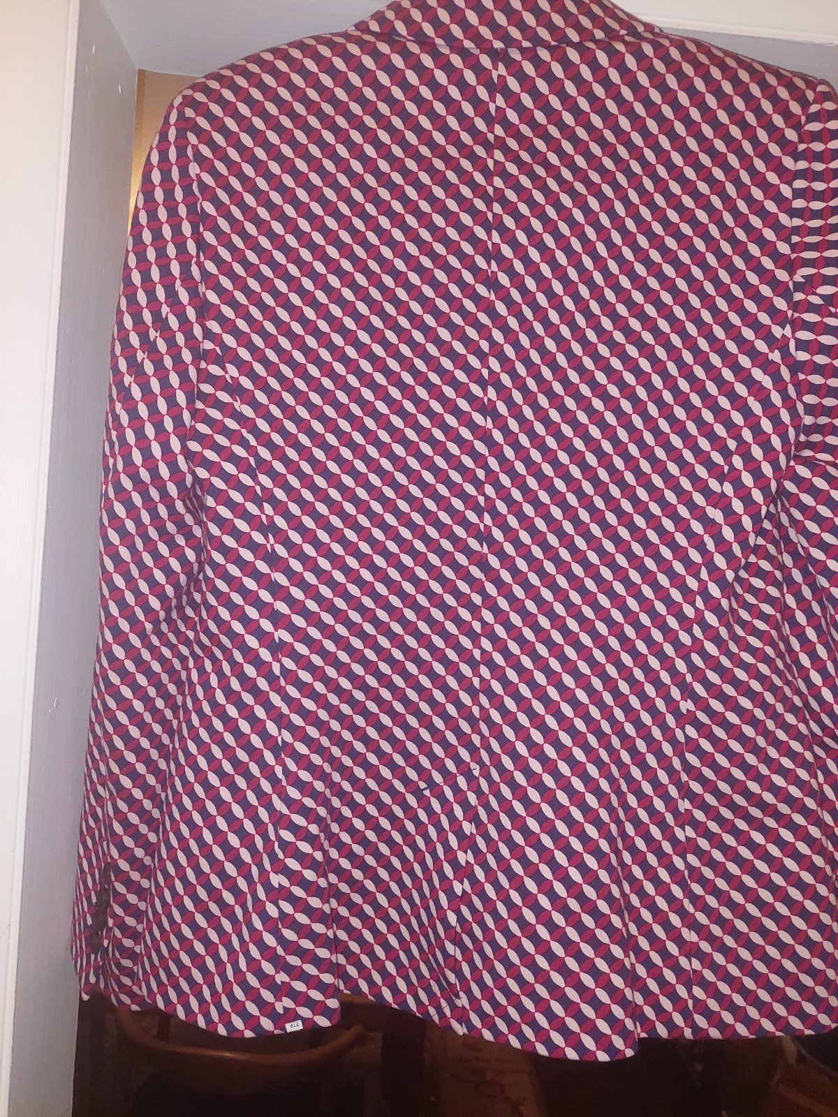 Picture 2 of 8