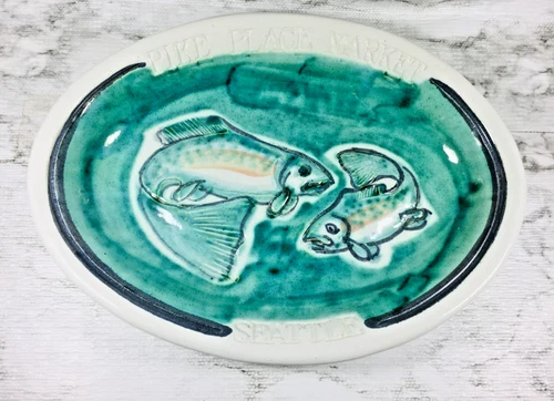 Pike Place Market (Seattle WA) Artist Signed VINTAGE Fish Platter 1998 14"x9.5".