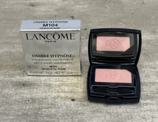 Lancome Ombre Hypnose Matte  EyeShadow - M104 PETALE De ROSE