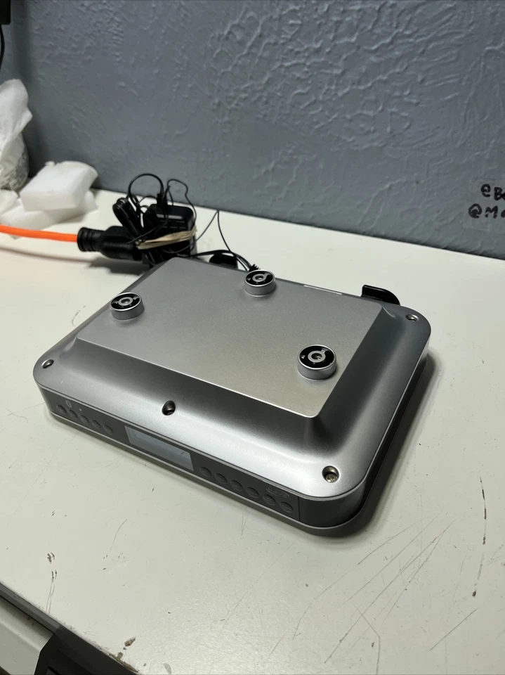 iLive Wireless Under Cabinet Music System IKB318S - Image 3 of 4