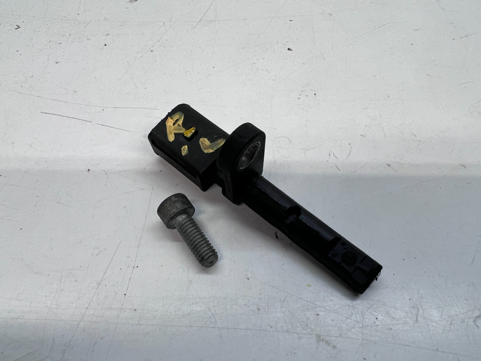 LAMBORGHINI URUS REAR LEFT LH WHEEL SPEED SENSOR OEM