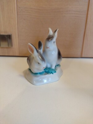 Vintage Hollohaza Hase Kaninchen Figur Porzellan Ostern Ungarisch handbemalt