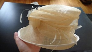 Vintage Peter Bettley Made In England Cream Wool Hat Peter Bettley Hat | eBay main image 3