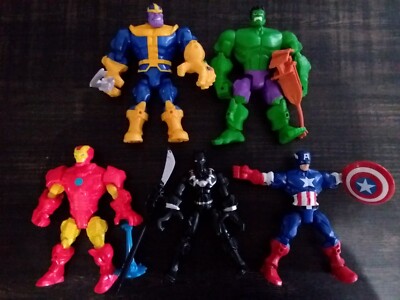 マーベルスーパーヒーローマッシャーズ５体セット　ブラックパンサー・クロスボーンズ Marvel Super Hero Mashers Figures Complete Set of 5 with Weapons