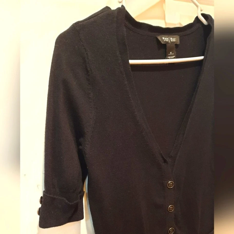 Suéter Pequeño Negro Mujer Casa Blanca Mercado Negro Cárdigan Clásico Negocios Foto 2 de 4