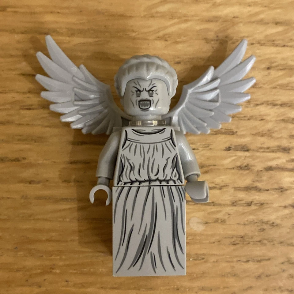 Lego Doctor Who 21304; conjunto aposentado, peças, caixa de mingfigs e instruções - Imagem 4 de 4