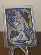 2025 Panini Select WNBA - Premier Courtney Vandersloot Blue Scope Prizm /199