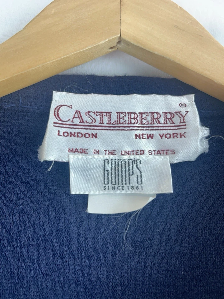 Vintage Castleberry Knit Blazer Navy Blue Size Large Gold Buttons Front Pockets - Image 3 of 4