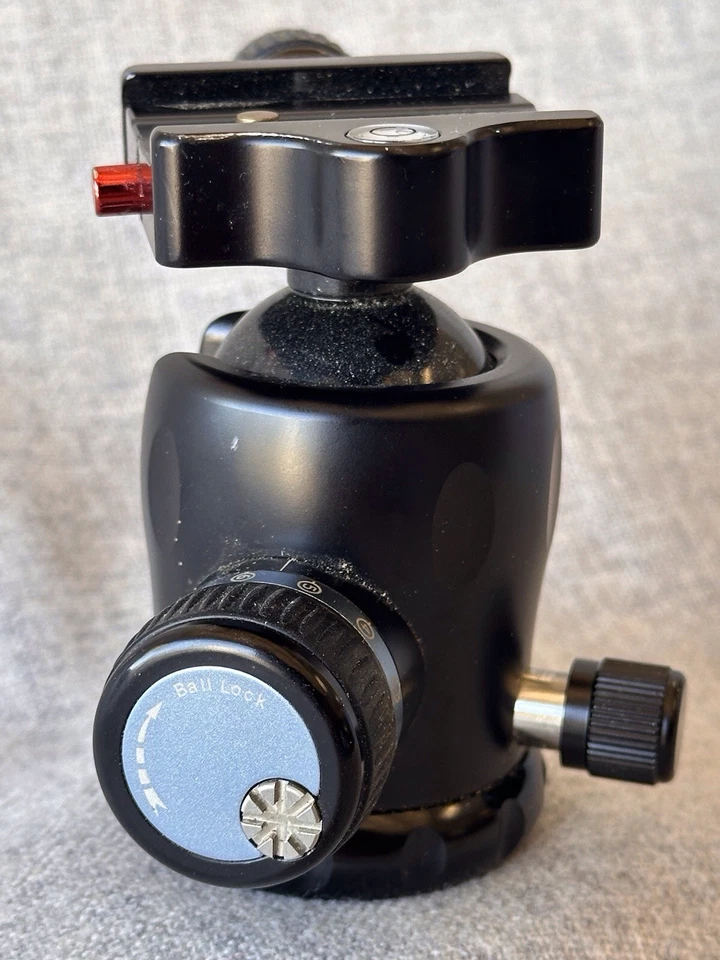 Cabezal de bola Sirui K‐20X - Excelente estado - Arca-Swiss / 55 lb de carga Foto 4 de 4