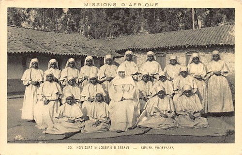 Ruanda - ISSAVI - Noviziato San Giuseppe - Suore Professe - Publ. Missionario - Foto 1 di 2
