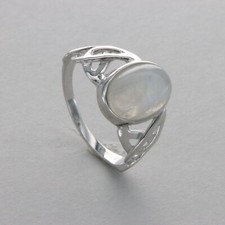 Oval Rainbow MOONSTONE Celtic Ring - 925 STERLING SILVER with Rhodium 102e