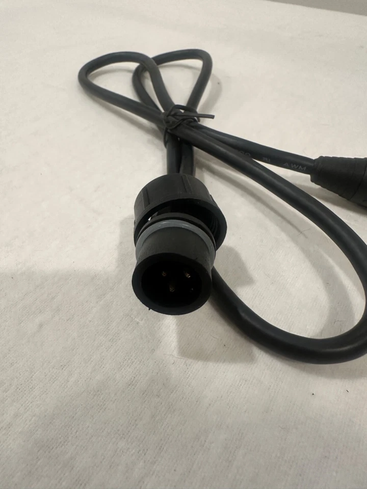 Elation SIXPAR/DOAC Data Out Adapter Cable - Image 2 of 3