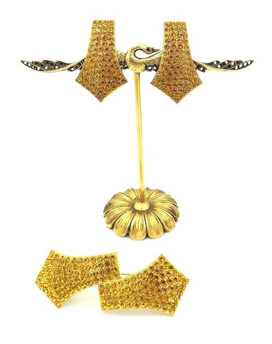 Bague en or blanc, jaune ou rose et diamant solitaire rond Bague en or blanc, jaune ou rose et diamant solitaire rond