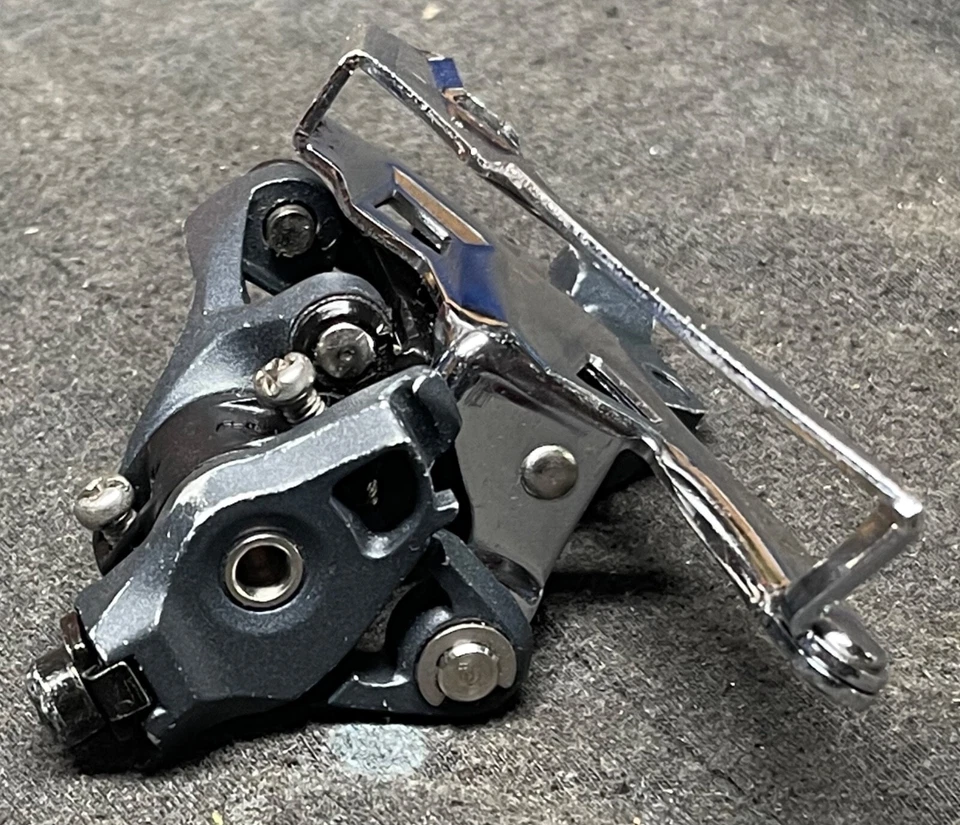 SRAM X7 2 x 10 Front Derailleur S3 Mount Dual Pull - Image 4 of 4