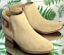 CLARKS ADDIY KARA BEIGE SUEDE LEATHER FASHION...