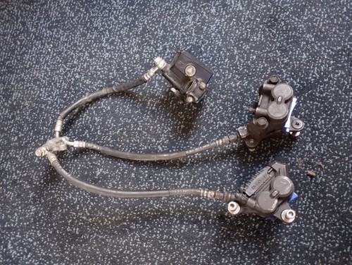 Suzuki GSXF 600 Front Brake Calipers And Master Cylinder NEW PADS