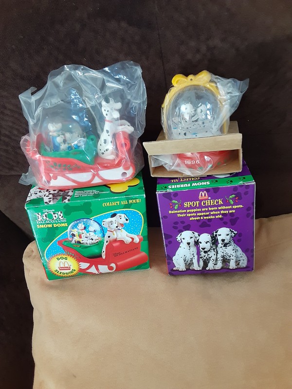 MCDONALDS 101 DALMATIANS 1996 SNOW DOMES SET OF 2 DOG SLED AND SNOW FURRIES