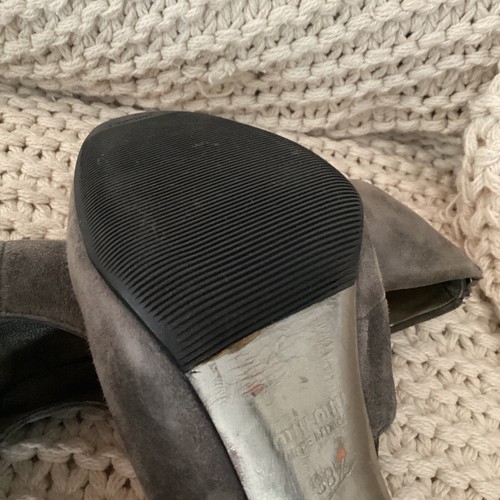 Miu Miu Gray Suede Pumps Heels Zip Up Back Size 38.5 As Is - 第 6/7 張圖片