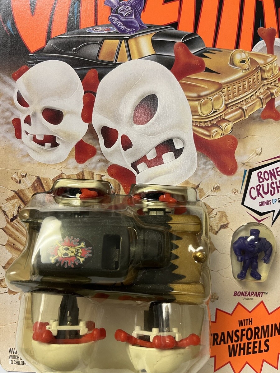 VINTAGE KENNER CARZILLAS LOT 1993 BONE CRUSHER and TANK VINTAGE KENNER CARZILLAS LOT 1993 BONE CRUSHER and TANK