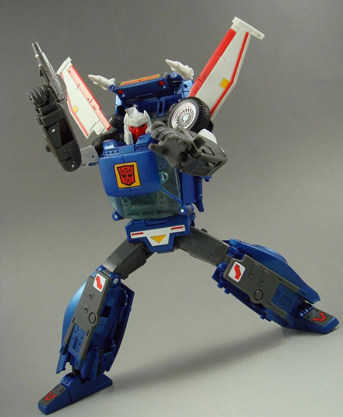 Transformers Masterpiece MP25 Tracks Action Figure New - Image 2 of 4