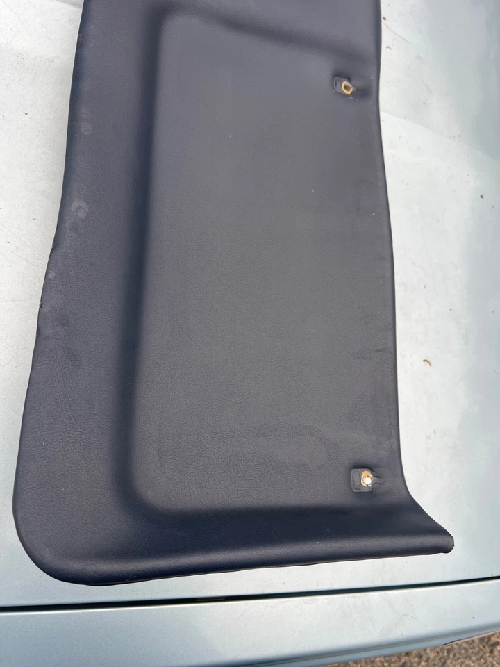 PPORSCHE 928, ВНУТРЕННЯЯ ВЕРХНЯЯ ПАНЕЛЬ ХЕДЛАЙНЕРА ЗАДНЕГО ЛЮКА, синий от оригинального производителя, - Изображение 2 из 4