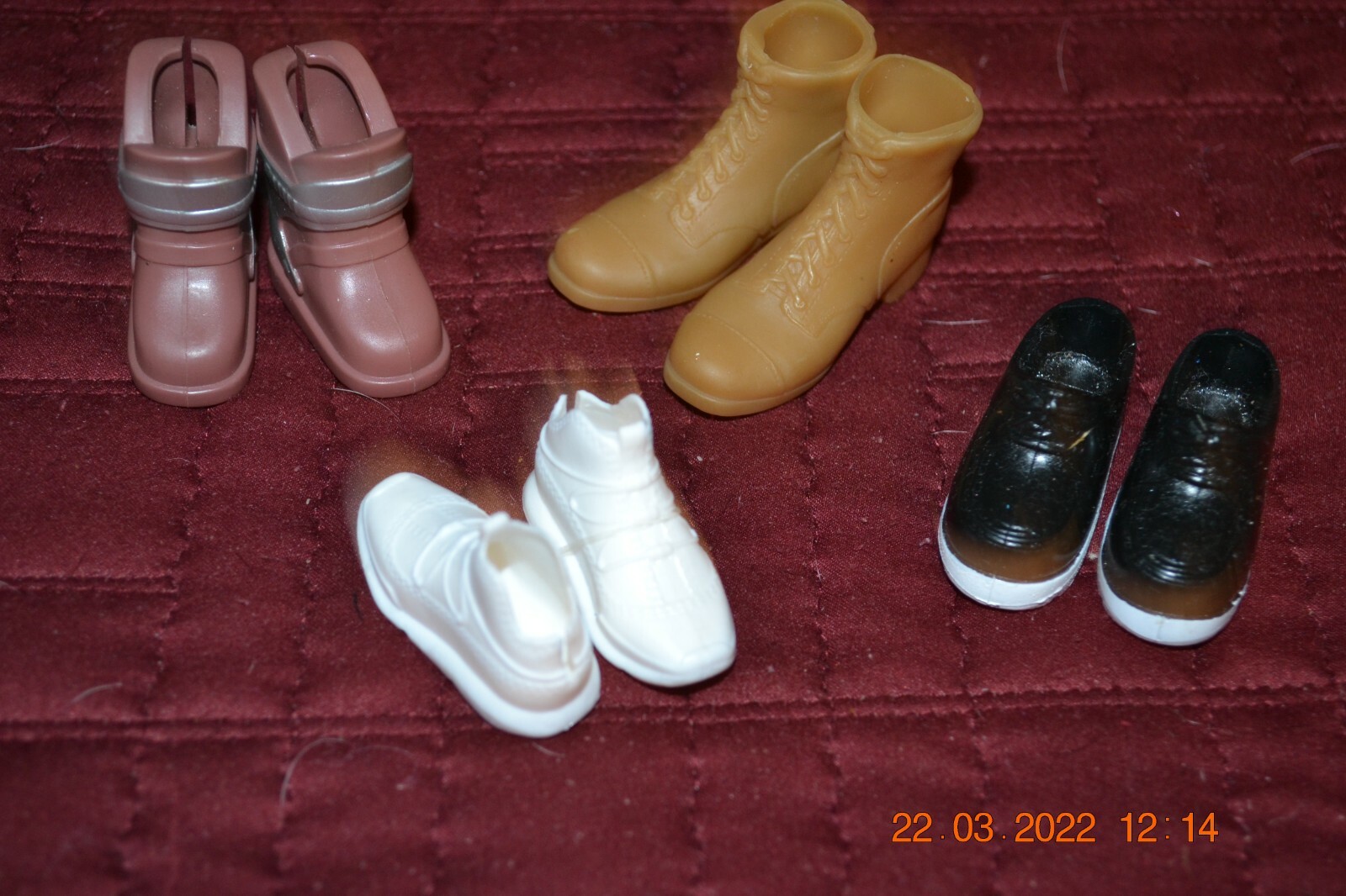 Lotto di 4 Scarpe Vintage Barbie Ken Scarponi da Sci Tennis Escursionismo Casual (#20)